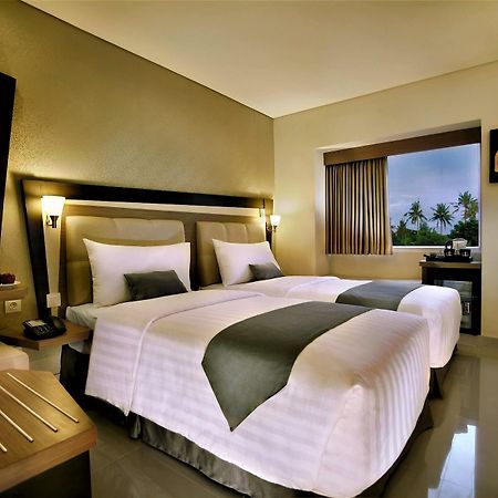 Hotel Neo - Kuta, Jelantik Legian Zewnętrze zdjęcie