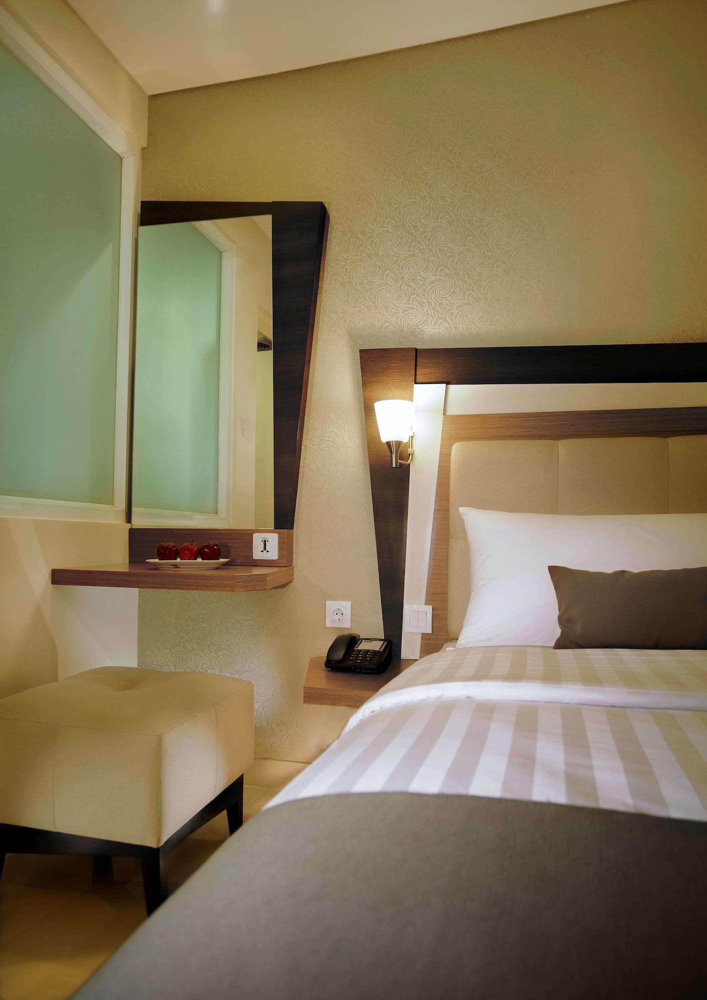 Hotel Neo - Kuta, Jelantik Legian Zewnętrze zdjęcie