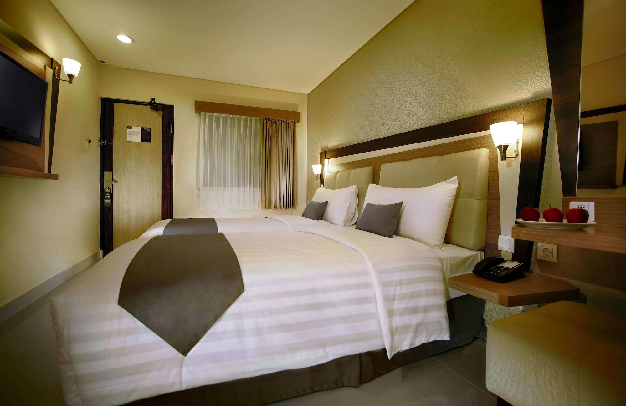 Hotel Neo - Kuta, Jelantik Legian Zewnętrze zdjęcie