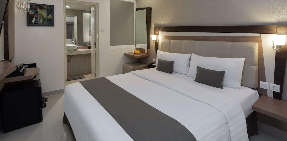 Hotel Neo - Kuta, Jelantik Legian Zewnętrze zdjęcie