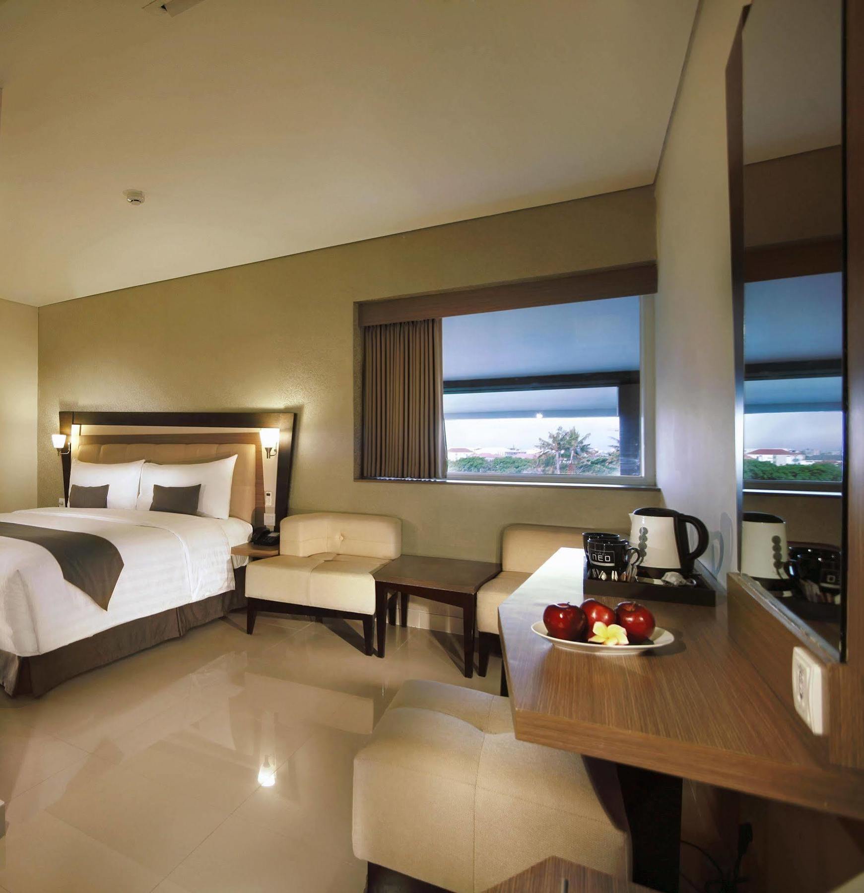 Hotel Neo - Kuta, Jelantik Legian Zewnętrze zdjęcie